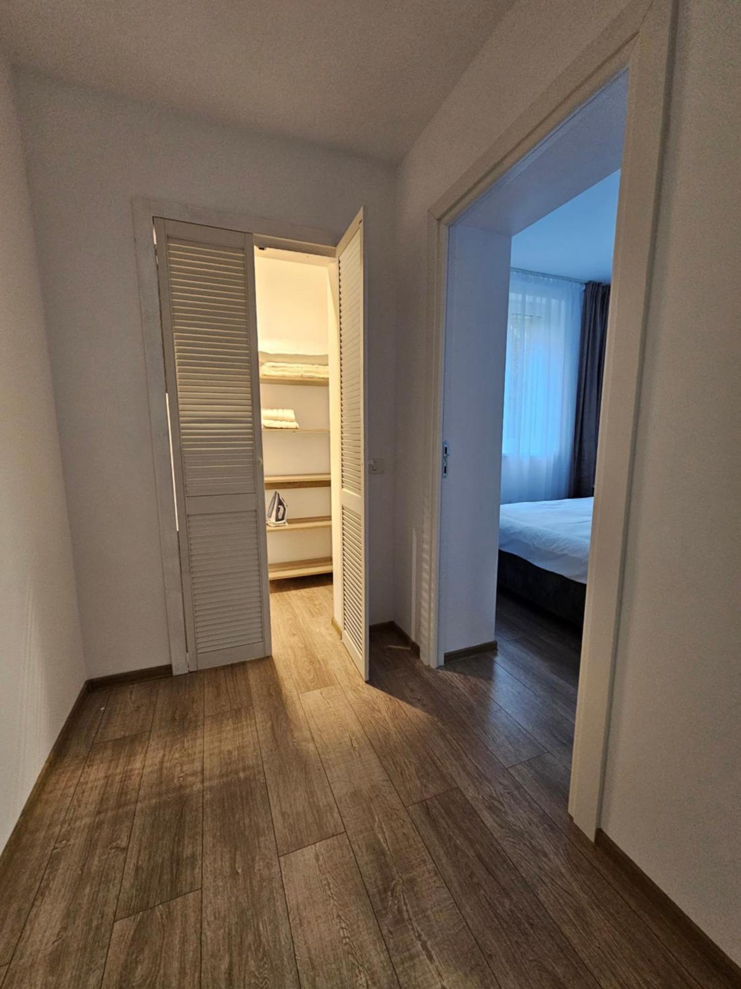 Terrace Hill House דירה